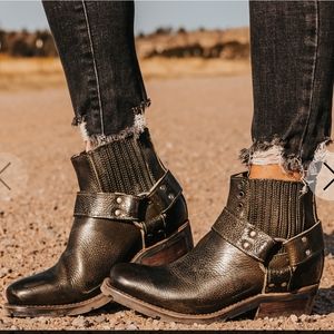 Freebird Women's Booties-Black